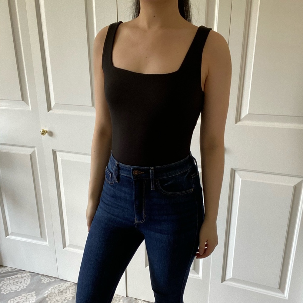 FREELY - Black Square Neck Casual Basic Soft Tank Top Bodysuit